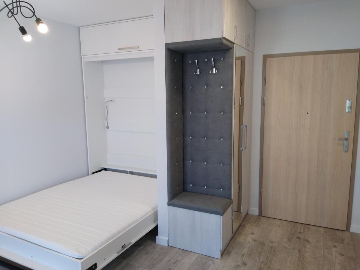 Apartament Loftcenter . Centrum Kielc, 100 Metrow Od Dworaca Pkp ! Кельце Экстерьер фото