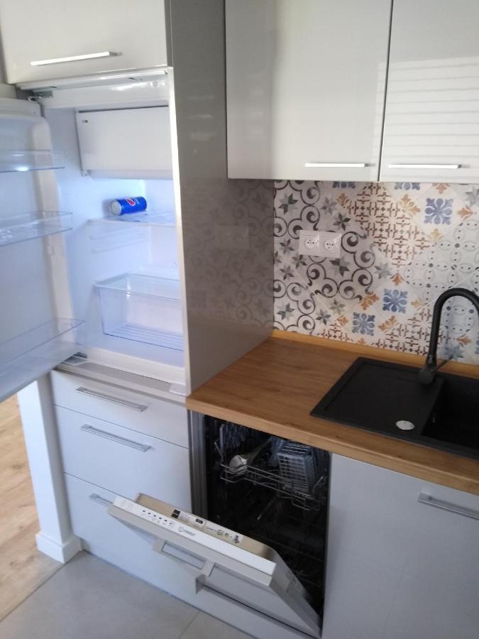 Apartament Loftcenter . Centrum Kielc, 100 Metrow Od Dworaca Pkp ! Кельце Экстерьер фото